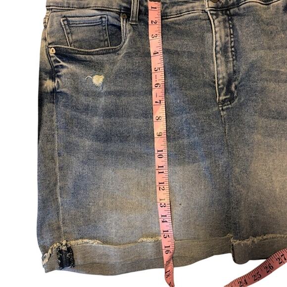 Kut From The Kloth Womens 20W Cut Off Denim Shorts Americana Distressed - Picture 6 of 10